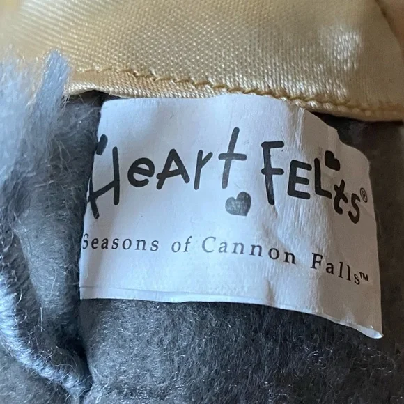 Lot of 4 Seasons of Cannon Falls Heart Felts Circus Animal Felt Ornaments - Picture 5 of 7